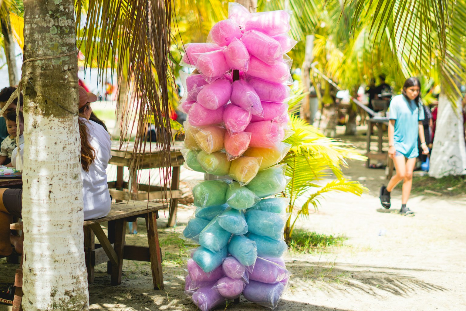 Cotton Candy, Candy Floss or Fairy Floss? The Names Australia's Favourite Treat Goes By